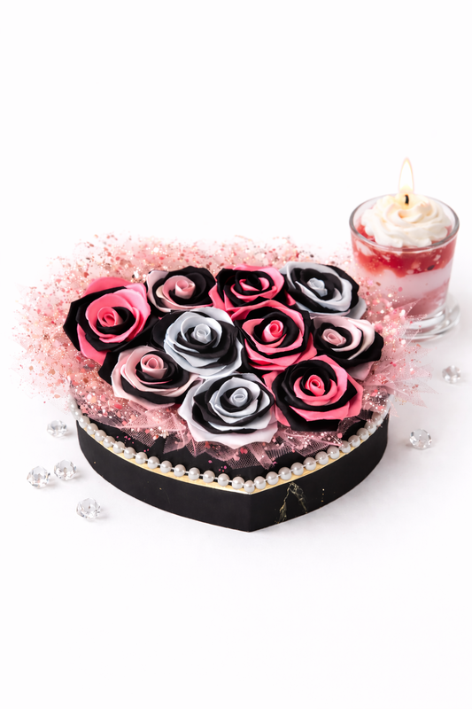 Käsintehty satiiniruusu rasia - 10 ruusu