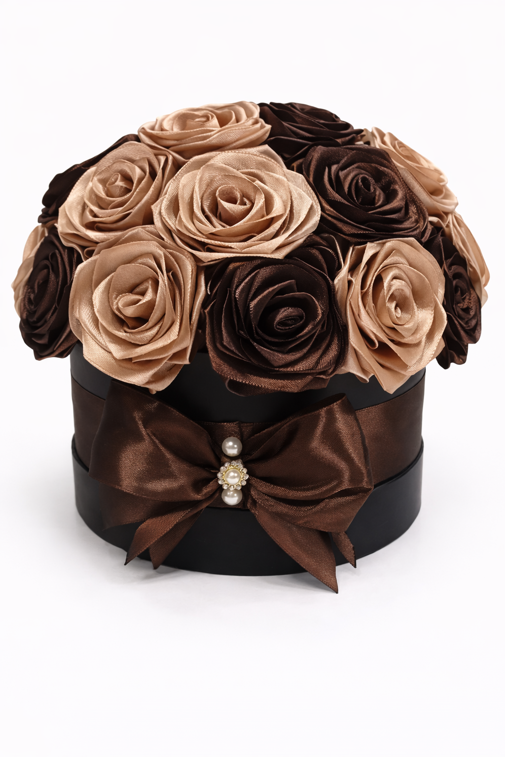 Ylellinen satiiniruusurasia-25 ruusua